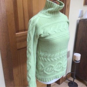 Garnet Hill 100% cashmere sweater - beautiful , warm sweater -